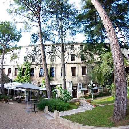 Auberge Du Pont Romain Sommières Eksteriør bilde