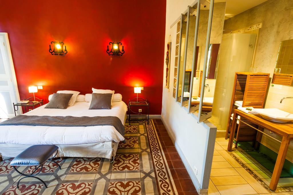 Auberge Du Pont Romain Sommières Rom bilde